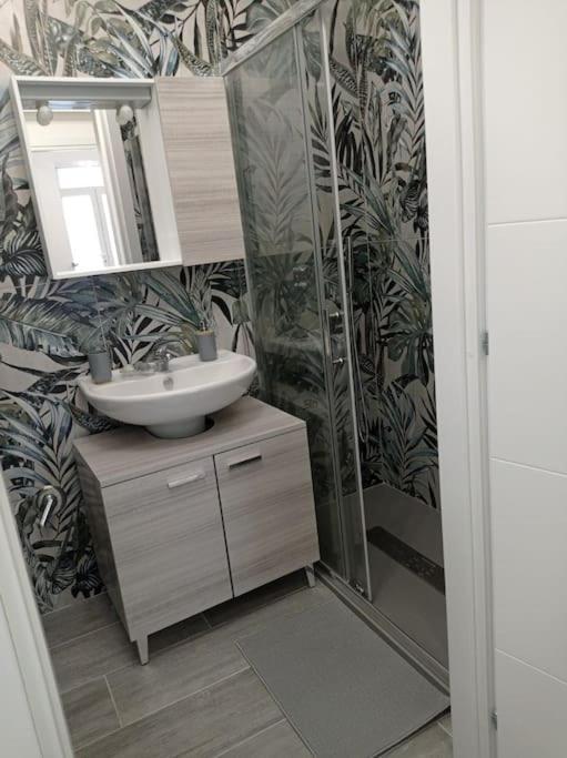 Iris Apartment Bisceglie Buitenkant foto